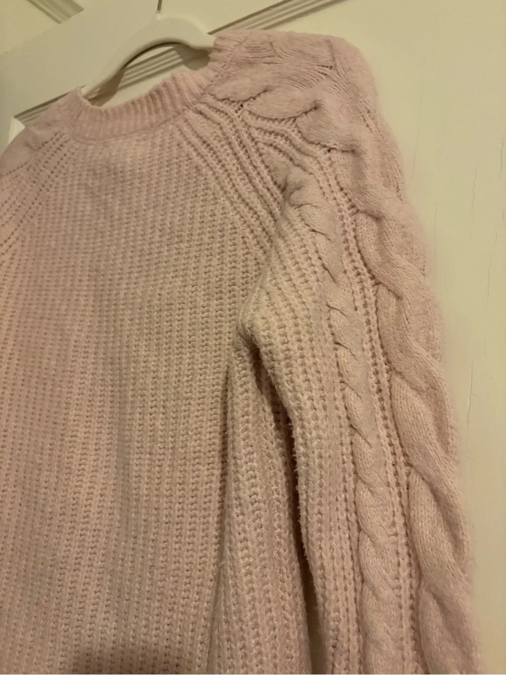 Rachel Zoe Women’s Cable Knit Crewneck Sweater Light Pink